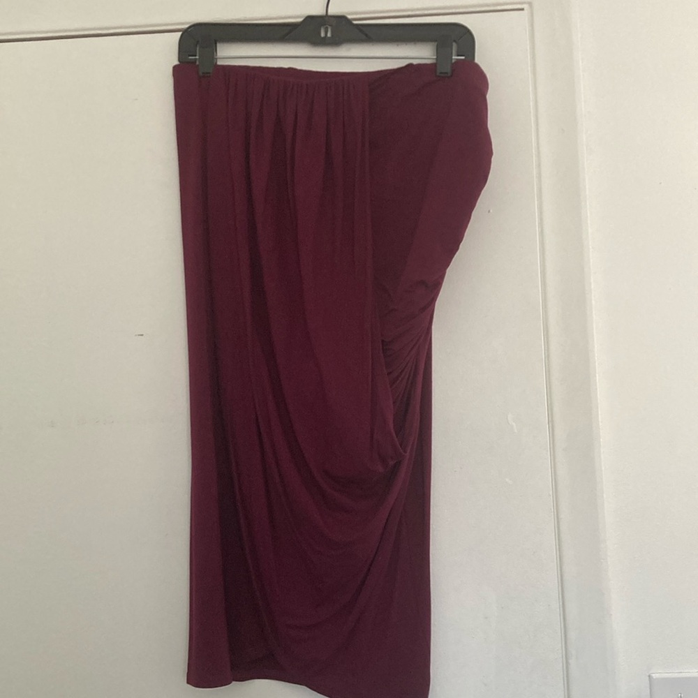 Elegant Burgundy Skirt